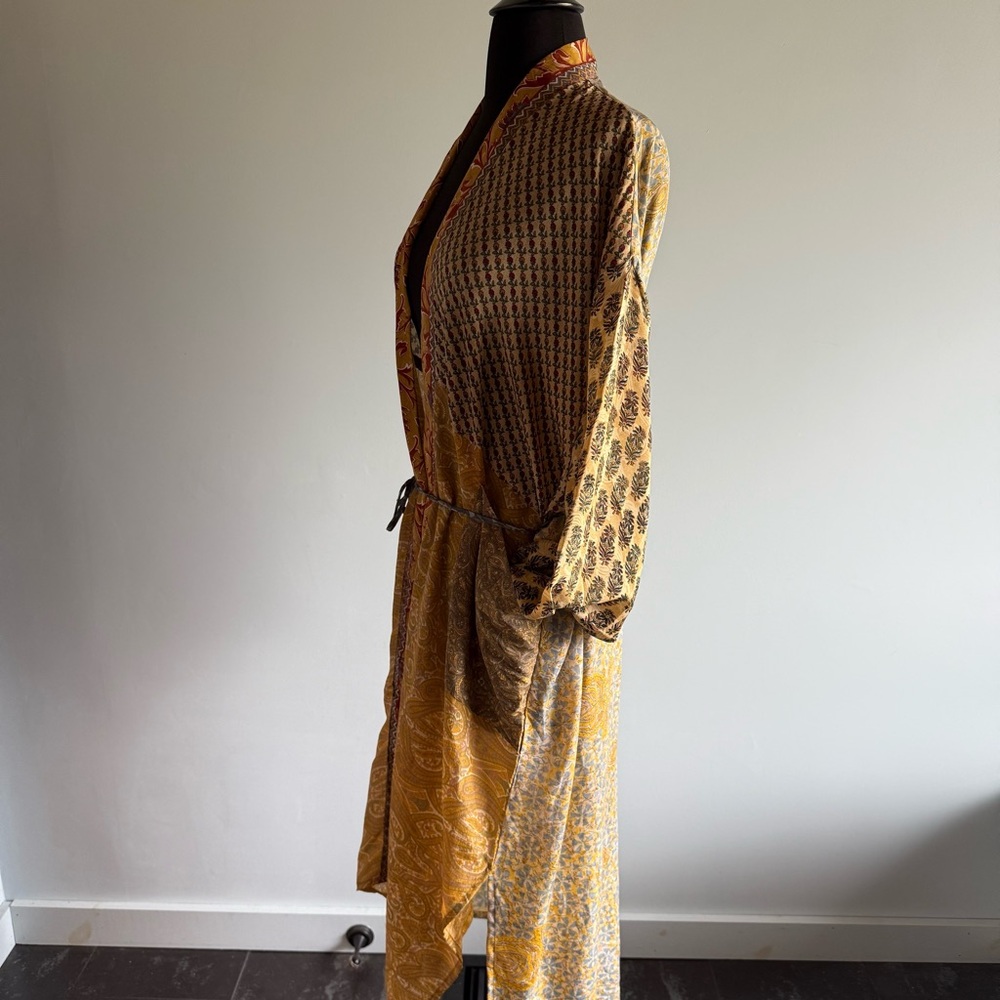 Bohemian GURU 💯 silk robe - Picture 4 of 9
